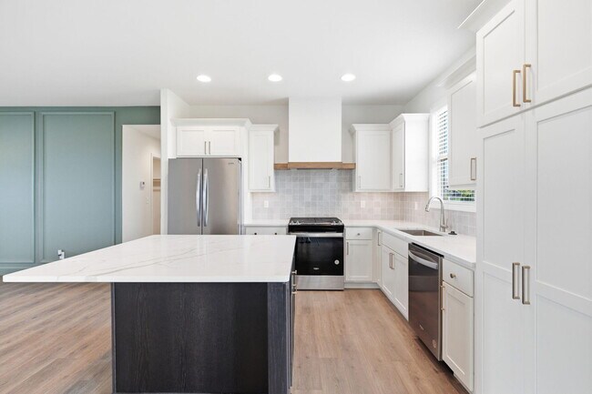 Building Photo - 1017 Spyglass Ct