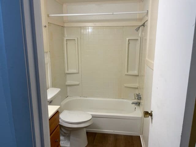 Building Photo - 1815 east Third Street