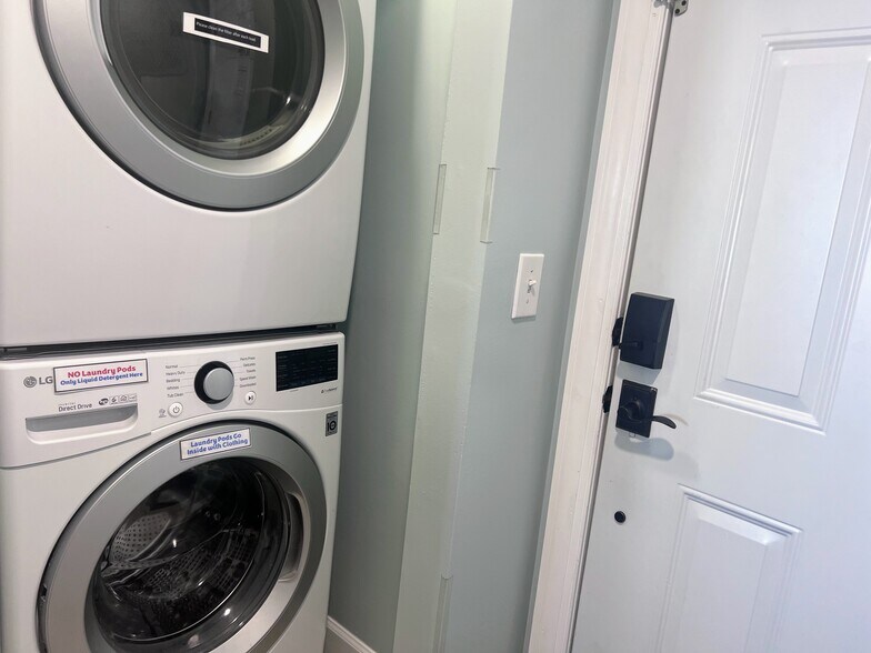 Full size washer and dryer - 10625 Front Beach Rd