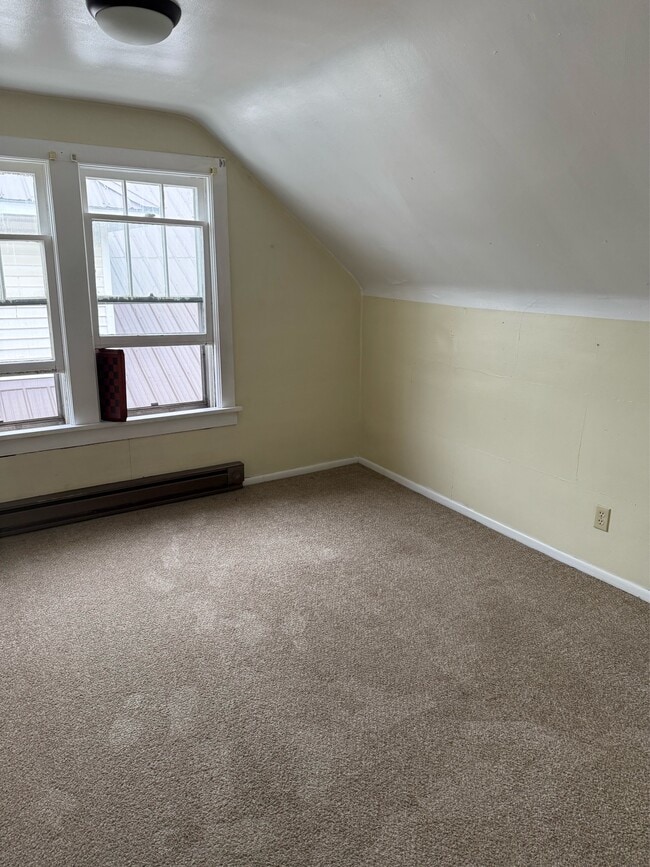 Building Photo - 1408 Ashmun St