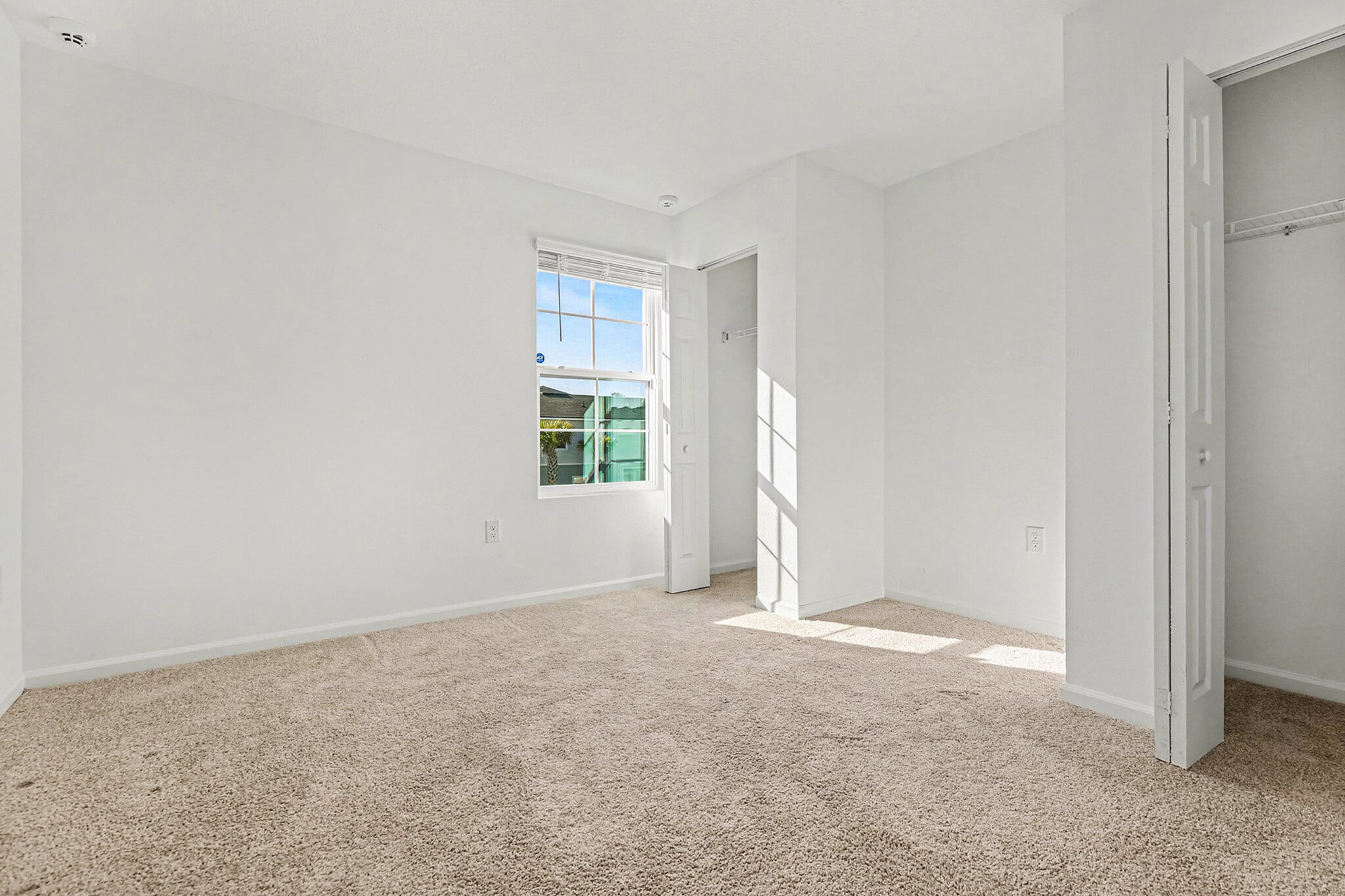 Building Photo - 9067 Gifford Dr