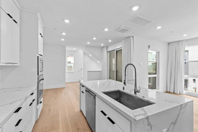 Building Photo - 3020 Boyter Pl