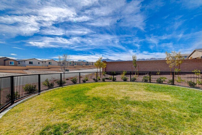 Building Photo - Beautiful Energy Star Home in Skye Hills