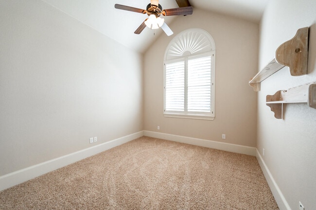 Building Photo - 4402 108th St