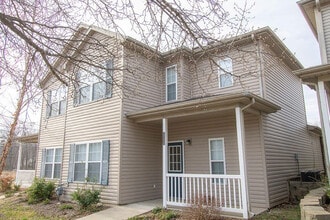 Building Photo - 1943 Center St