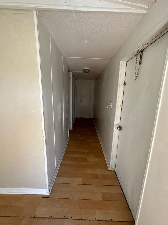 Building Photo - 3/2 Mobile Home  Dover