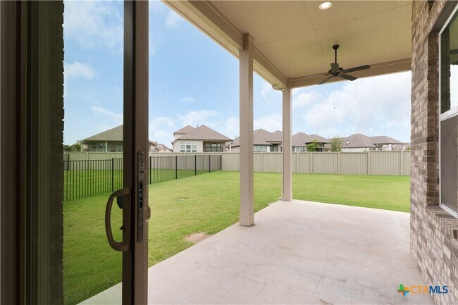 Building Photo - 746 Faith Dr