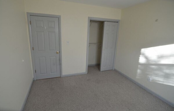 Building Photo - 17 Winter St