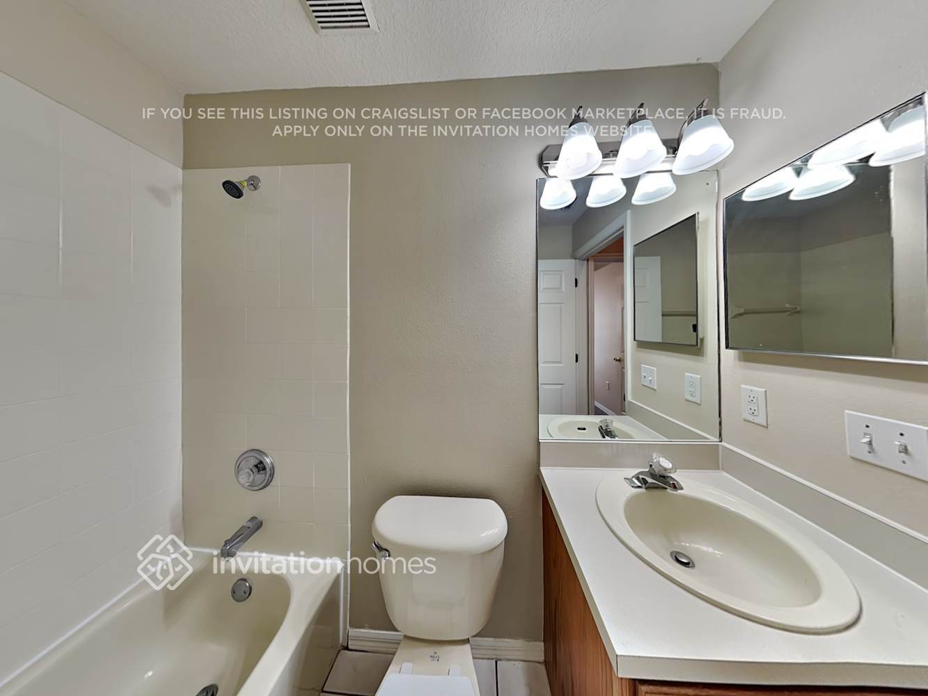 Building Photo - 12709 Tall Pines Way