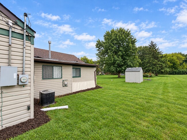 Building Photo - 6030 Cotter Ave