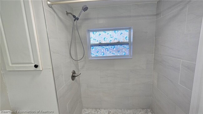 Building Photo - 683 Lake June Rd