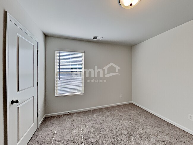 Building Photo - 356 Winston Cir