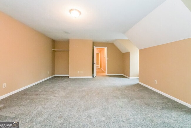 Building Photo - 240 Brookclear Ln