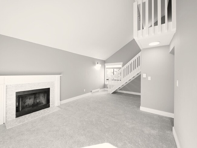 Building Photo - Updated Condo Available for Rent!