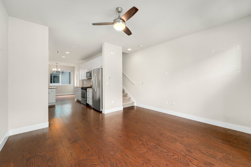 Building Photo - 1276 W 11th Ave