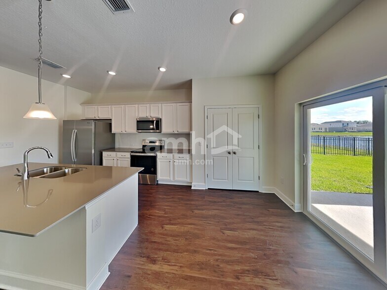 Building Photo - 3191 Bridge Haven Dr