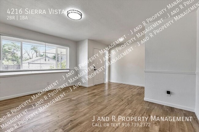 Building Photo - 4216 Sierra Vista Ave