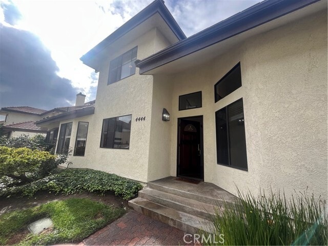 Building Photo - 4444 Spencer St