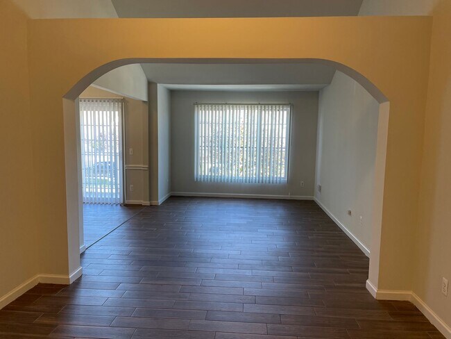 Building Photo - 8170 W Annsbury Cir
