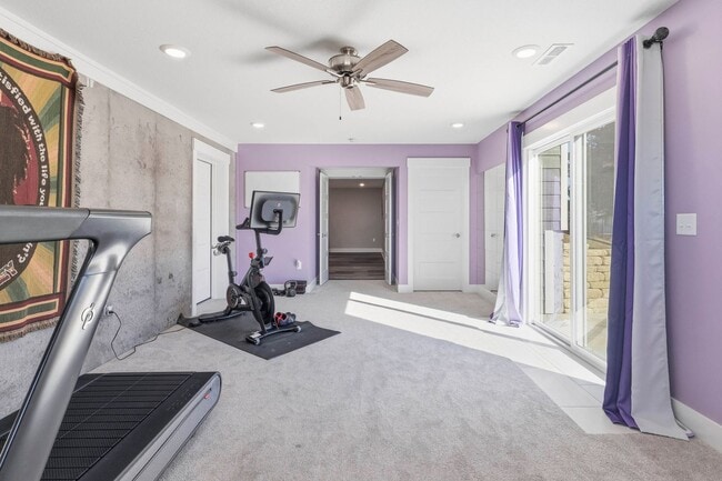 Building Photo - Stunning 6 Bed, 3 Bath Heritage Hills Home | 3-Car Garage | Walk-Out Basement