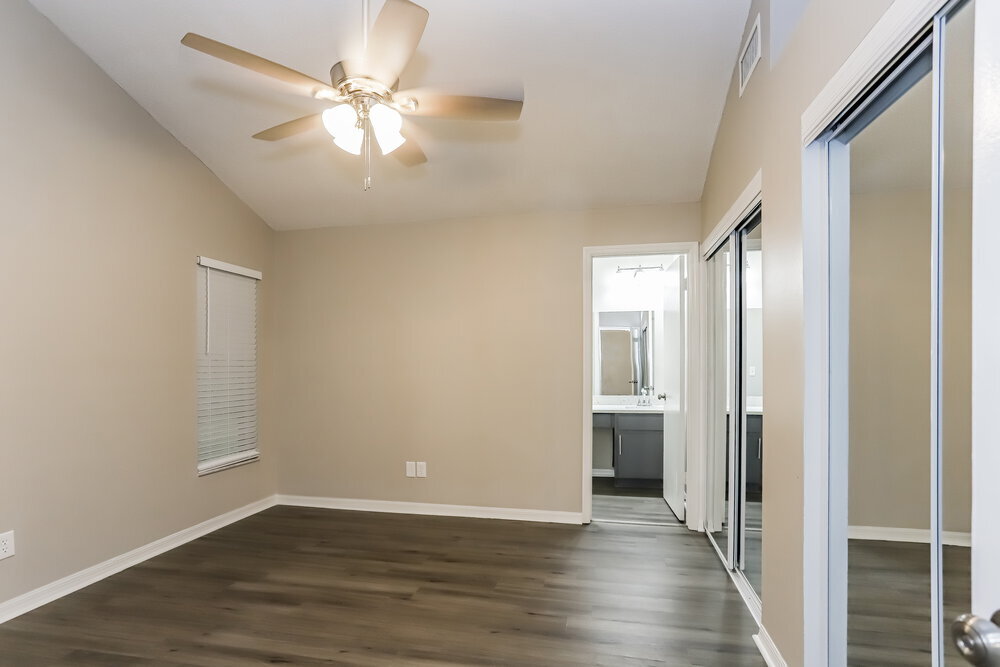 Building Photo - 12832 Dunhill Dr