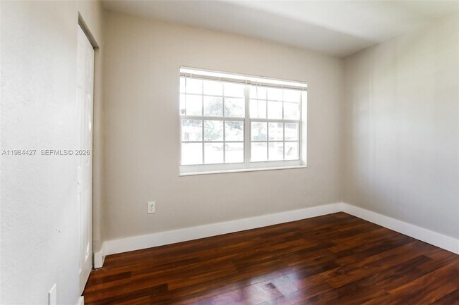 Building Photo - 11989 SW 150th Pl