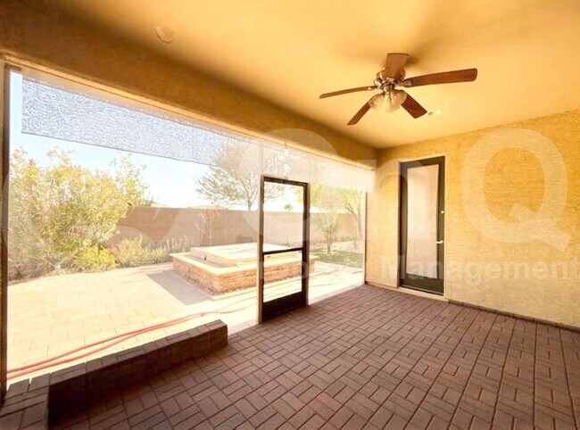 Building Photo - 7704 S 23rd Ln