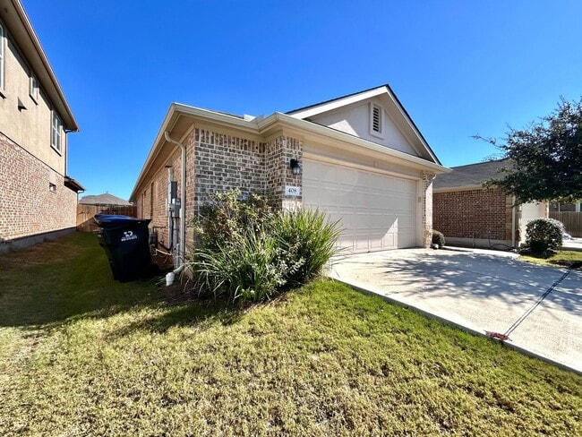 Building Photo - Move-In Ready 4-Bed, 2-Bath Home in Prime Fairhaven Location!