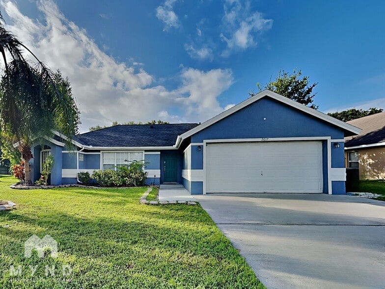 Primary Photo - 2617 Hawthorne Ln