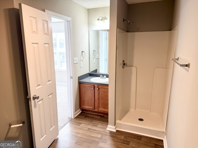 Building Photo - 8330 Oakley Cir