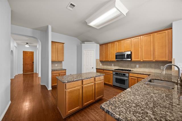 Building Photo - 11366 Mansfield Dr