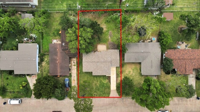 Building Photo - 3511 Palm Ave