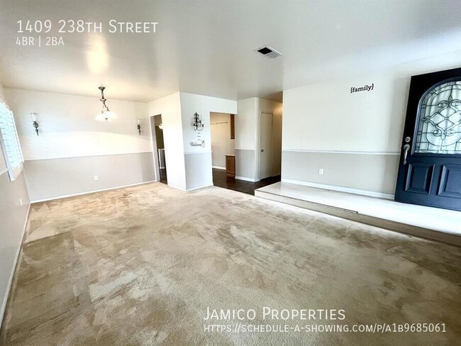 Building Photo - 1409 238th St