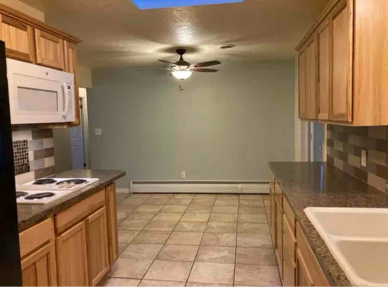 Building Photo - 647 Sacajawea Dr