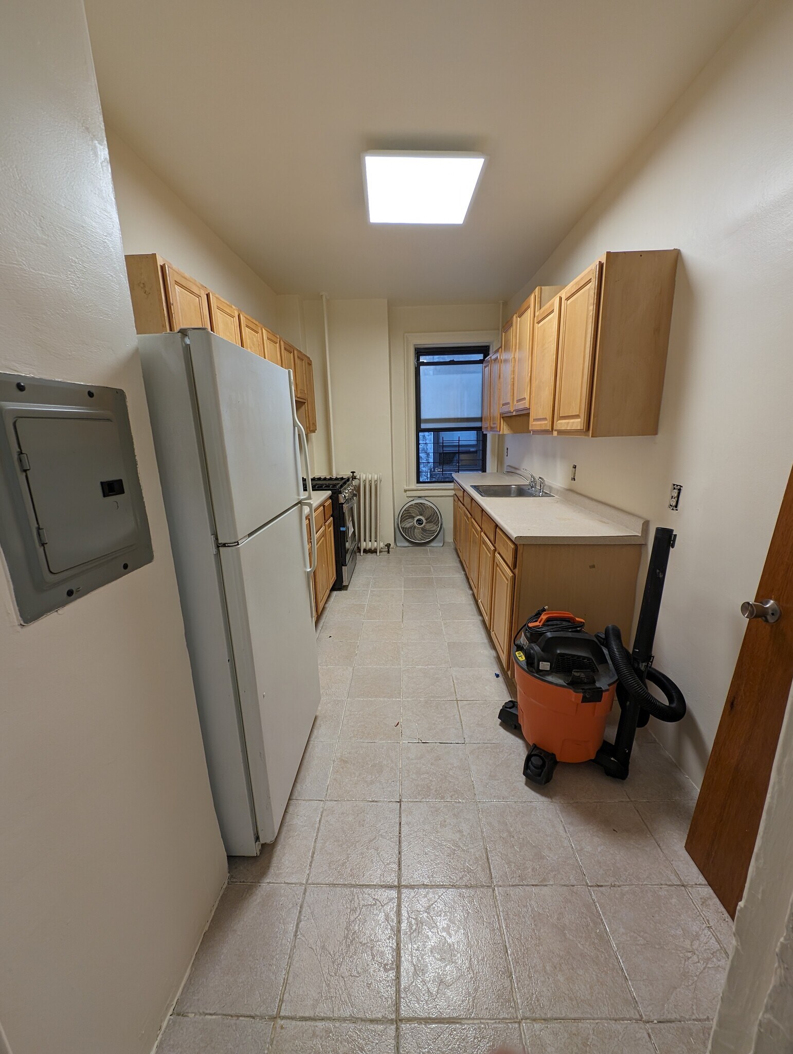 Kitchen - 7612 Park Ave
