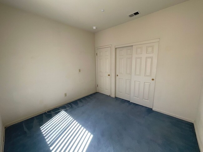 Building Photo - 34883 Herringbone Way, Union City, CA 94587