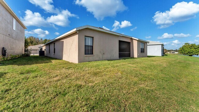 Building Photo - Waterfront home for RENT! 4 bed/2.5 bath