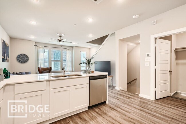 Building Photo - 18404 Idyllic Aly