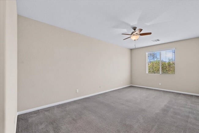Building Photo - 10429 Deer Heights St