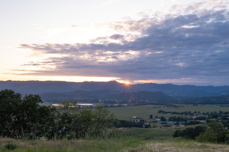 Evening Sunset View - 383 Ridgecrest Dr