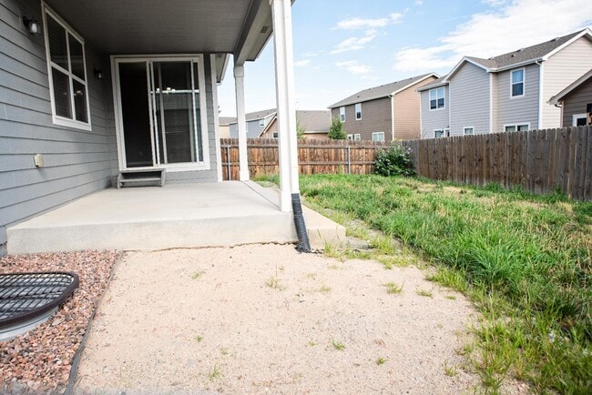 Building Photo - 7797 Wagonwood Pl