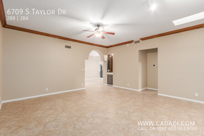 Building Photo - 6709 S Taylor Dr