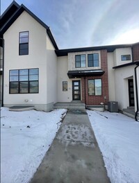 Building Photo - 122 E 1760 N