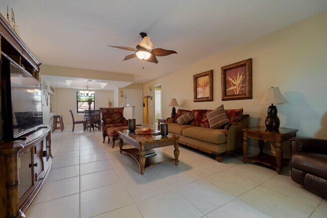 Building Photo - 12524 Shoreline Dr
