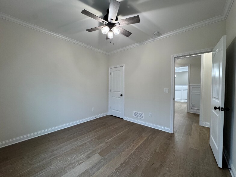 Building Photo - 119 Mount Moriah Blvd