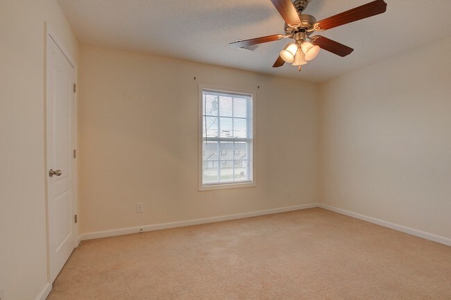 Building Photo - 513 Patriot Park Ct