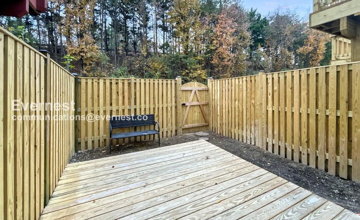 Building Photo - 16318 Taconic Cir