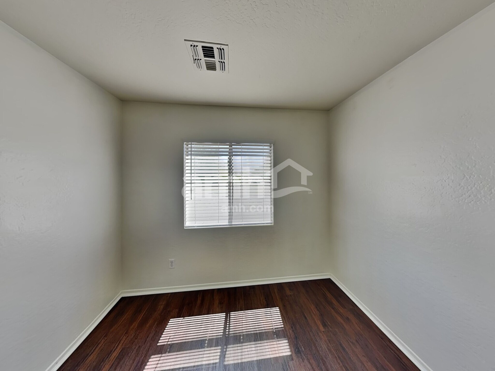 Building Photo - 12438 W Windrose Dr