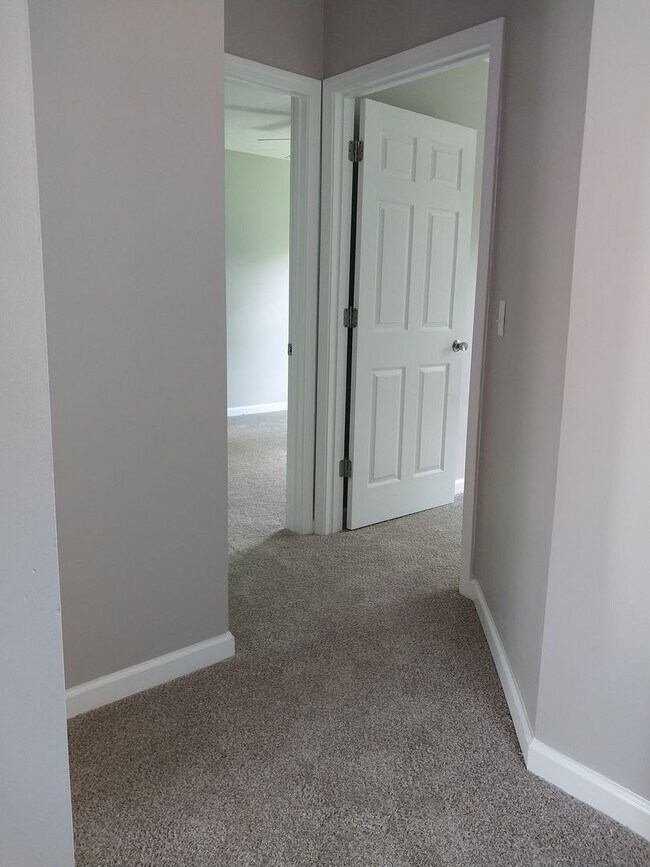 Building Photo - 217 Callaway Chase Ln