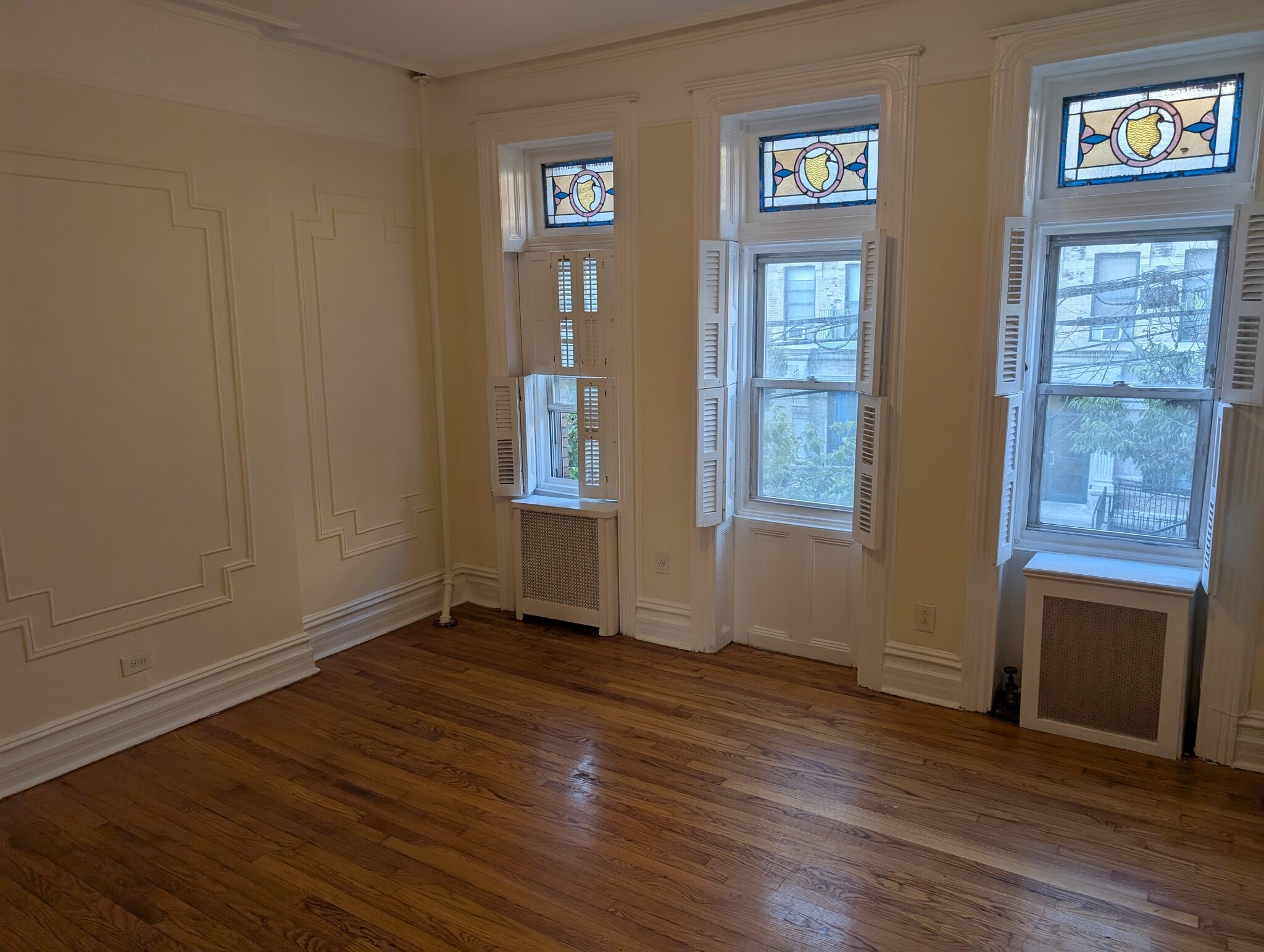 Building Photo - 432 E 136th St